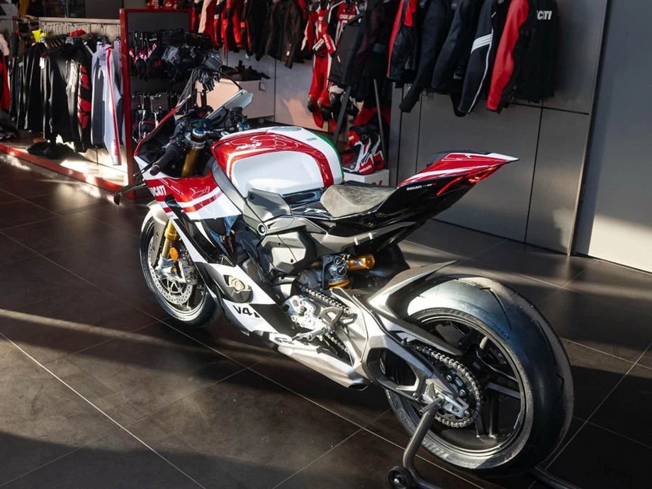 Angebot Ducati Panigale V4 Tricolore Bild 3: Angebot Ducati Panigale V4 Tricolore
