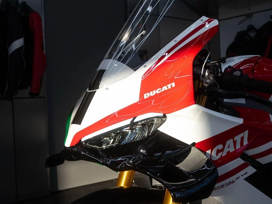 Angebot Ducati Panigale V4 Tricolore Bild 7: Angebot Ducati Panigale V4 Tricolore