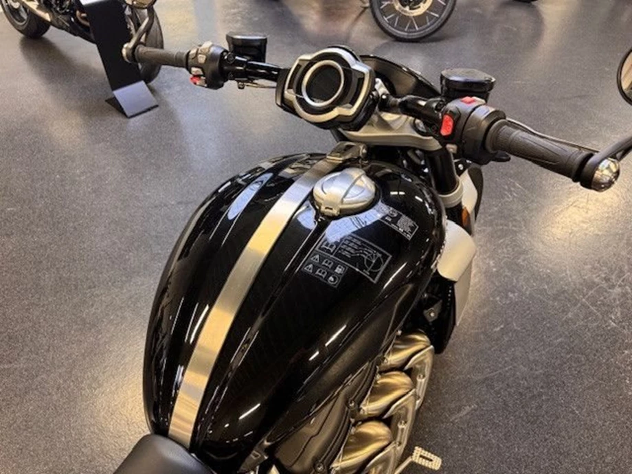 Angebot Triumph Rocket 3 R Bild 5: Angebot Triumph Rocket 3 R