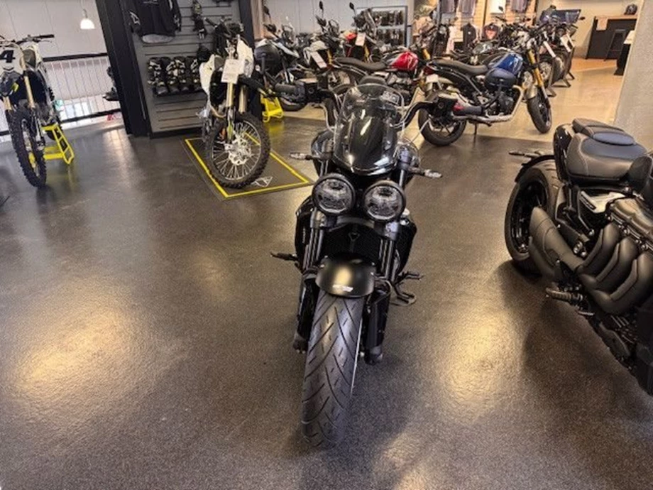 Angebot Triumph Rocket 3 Storm GT Bild 6: Angebot Triumph Rocket 3 Storm GT