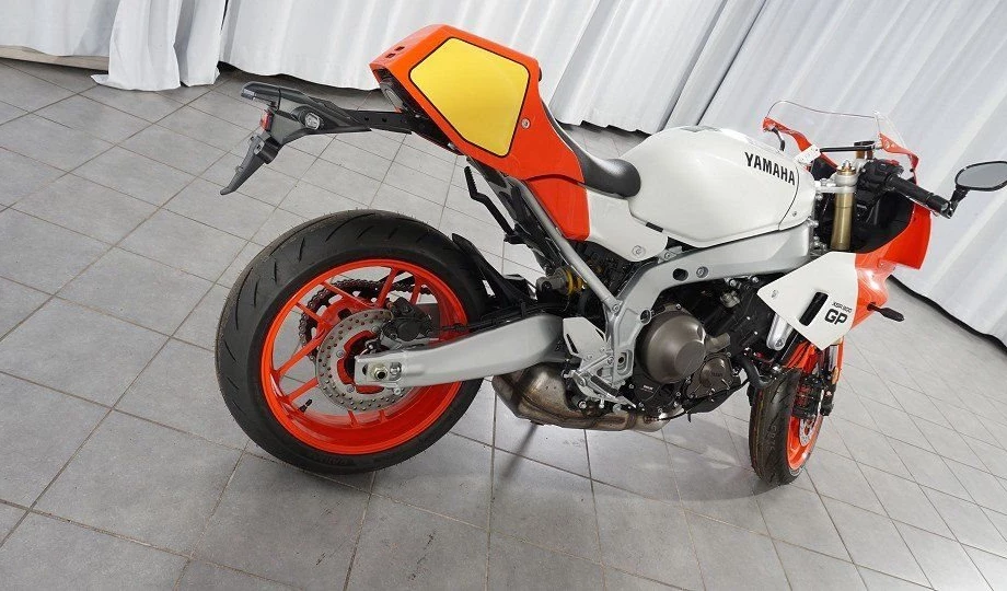 Angebot Yamaha XSR900 GP Bild 7: Angebot Yamaha XSR900 GP