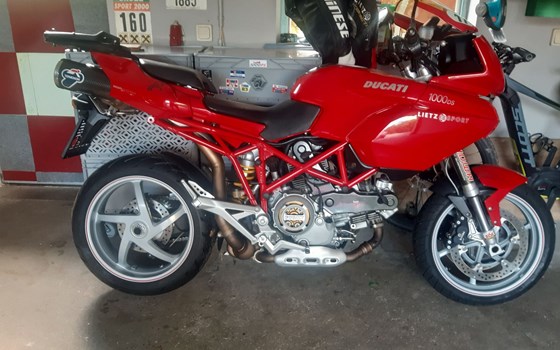 Gebrauchtmotorrad Ducati Multistrada 1000 - Bild 1 Gebrauchtmotorrad Ducati Multistrada 1000 - Bild 1