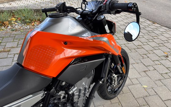 Gebrauchtmotorrad KTM 790 Duke - Bild 3 Gebrauchtmotorrad KTM 790 Duke - Bild 3