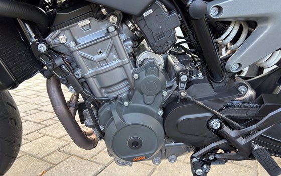 Gebrauchtmotorrad KTM 790 Duke - Bild 8