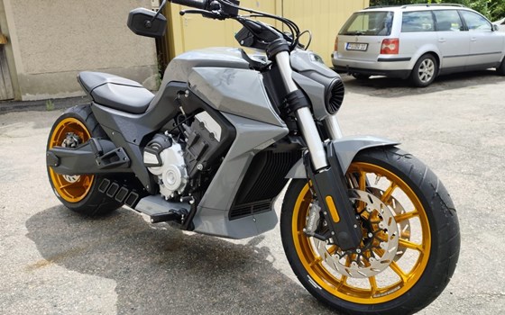 Gebrauchtmotorrad Benda LFC 700 - Bild 1