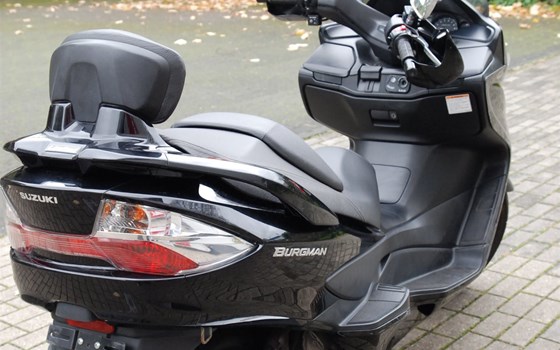 Gebrauchtmotorrad Suzuki Burgman 400Z - Bild 12