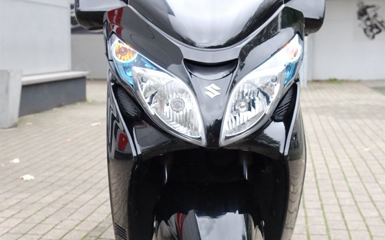 Gebrauchtmotorrad Suzuki Burgman 400Z - Bild 10