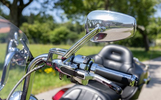 Gebrauchtmotorrad Harley-Davidson CVO Road Glide FLTRXSE - Bild 16 Gebrauchtmotorrad Harley-Davidson CVO Road Glide FLTRXSE - Bild 16