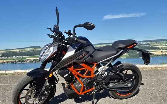 Motorrad Occasion KTM 125 Duke - Bild 1