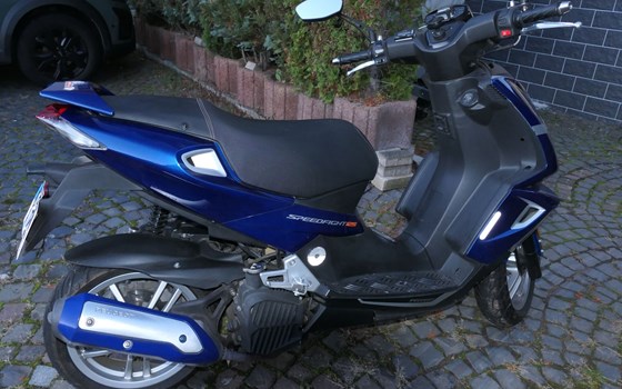 Gebrauchtmotorrad Peugeot Speedfight 4 125 - Bild 1