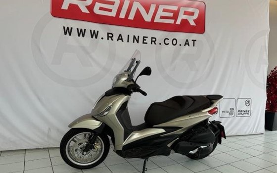 Gebrauchtmotorrad Piaggio Beverly 400 - Bild 2 Gebrauchtmotorrad Piaggio Beverly 400 - Bild 2