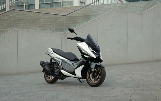 Gebrauchtmotorrad Malaguti Madison 125 - Bild 2 Gebrauchtmotorrad Malaguti Madison 125 - Bild 2