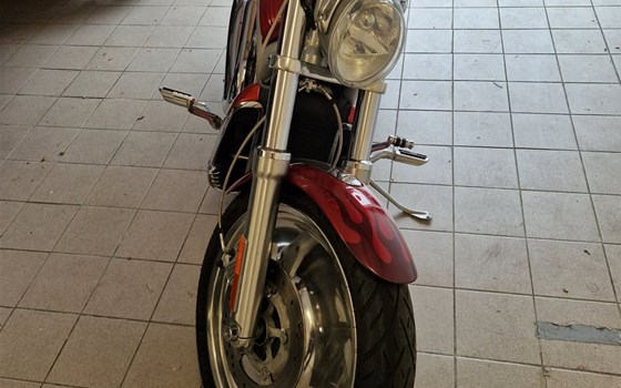 Gebrauchtmotorrad Harley-Davidson V-Rod VRSCA - Bild 10