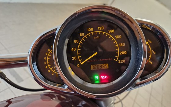Gebrauchtmotorrad Harley-Davidson V-Rod VRSCA - Bild 6