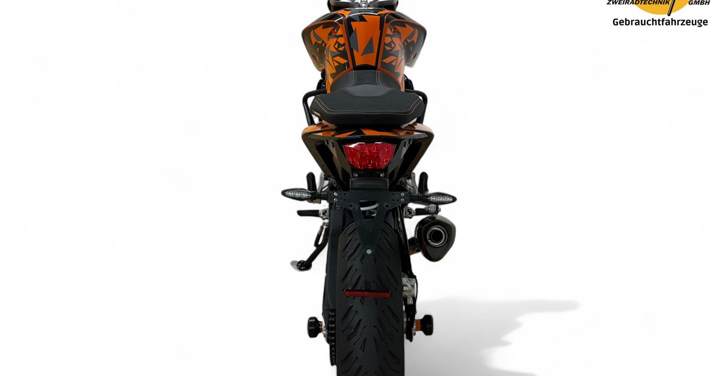 Zum Vergrößern bitte anklicken! Angebot KTM 690 Duke