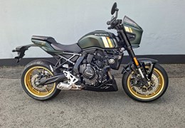 Neumotorrad Suzuki GSX-8TT