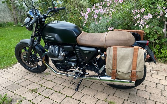 Gebrauchtmotorrad Moto Guzzi V7 750 Stone - Bild 2 Gebrauchtmotorrad Moto Guzzi V7 750 Stone - Bild 2