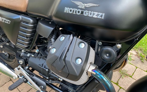 Gebrauchtmotorrad Moto Guzzi V7 750 Stone - Bild 6 Gebrauchtmotorrad Moto Guzzi V7 750 Stone - Bild 6