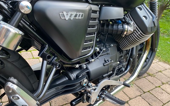 Gebrauchtmotorrad Moto Guzzi V7 750 Stone - Bild 7 Gebrauchtmotorrad Moto Guzzi V7 750 Stone - Bild 7