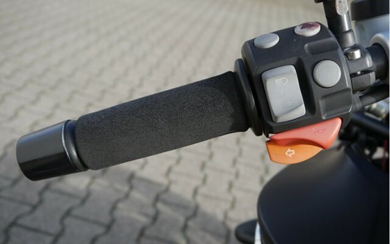 Gebrauchtmotorrad BMW K 1200 R - Bild 17