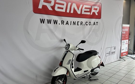 Gebrauchtmotorrad Vespa GTS 310 SuperSport - Bild 2 Gebrauchtmotorrad Vespa GTS 310 SuperSport - Bild 2
