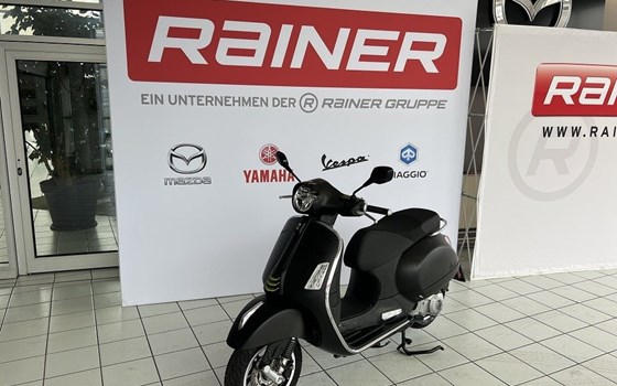 Gebrauchtmotorrad Vespa GTS 300 Super Sport - Bild 1 Gebrauchtmotorrad Vespa GTS 300 Super Sport - Bild 1