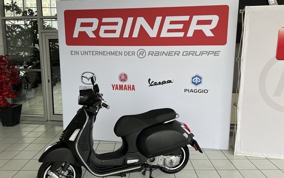 Gebrauchtmotorrad Vespa GTS 300 Super Sport - Bild 2 Gebrauchtmotorrad Vespa GTS 300 Super Sport - Bild 2