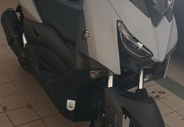 Gebrauchte Yamaha XMAX 300 Gebrauchte Yamaha XMAX 300