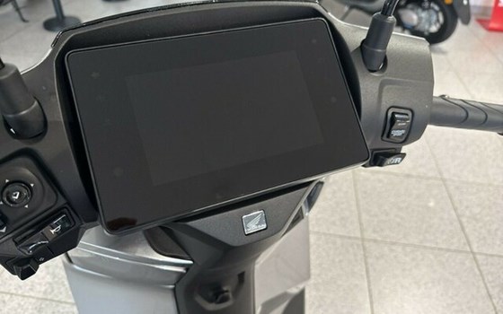 Gebrauchtmotorrad Honda CUV e: - Bild 5