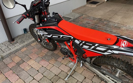 Gebrauchtmotorrad Beta RR 125 4T LC Enduro - Bild 5 Gebrauchtmotorrad Beta RR 125 4T LC Enduro - Bild 5