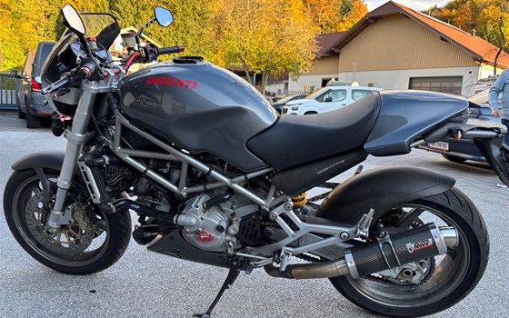 Gebrauchtmotorrad Ducati Monster S4 - Bild 2 Gebrauchtmotorrad Ducati Monster S4 - Bild 2