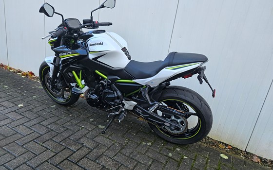 Gebrauchtmotorrad Kawasaki Z650 - Bild 8