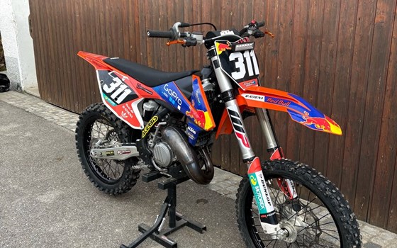 Gebrauchtmotorrad KTM 125 SX - Bild 1 Gebrauchtmotorrad KTM 125 SX - Bild 1