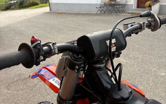 Gebrauchtmotorrad KTM 125 SX - Bild 4 Gebrauchtmotorrad KTM 125 SX - Bild 4