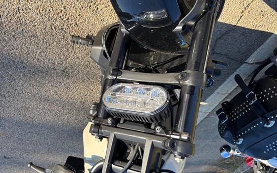 Gebrauchtmotorrad Harley-Davidson Sportster S RH1250S - Bild 2 Gebrauchtmotorrad Harley-Davidson Sportster S RH1250S - Bild 2