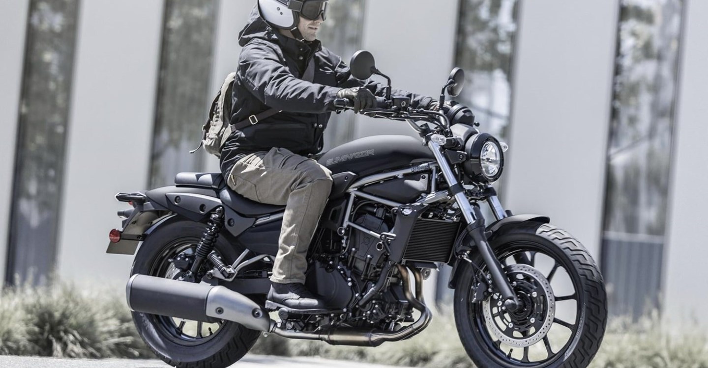 Zum Vergrößern bitte anklicken! Angebot Kawasaki Eliminator 500