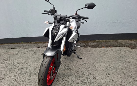 Neufahrzeug Suzuki GSX-8S - Bild 4