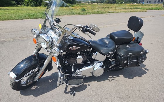 Gebrauchtmotorrad Harley-Davidson Softail Heritage Classic FLSTC - Bild 2