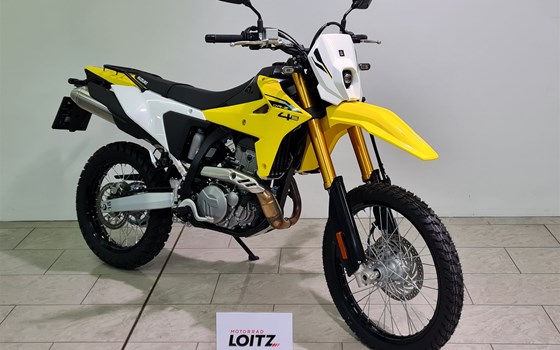 Gebrauchtmotorrad Suzuki DR-Z4S - Bild 1 Gebrauchtmotorrad Suzuki DR-Z4S - Bild 1