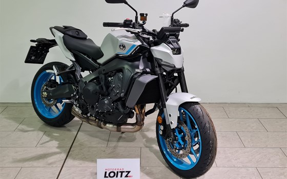 Gebrauchtmotorrad Yamaha MT-09 Y-AMT - Bild 1