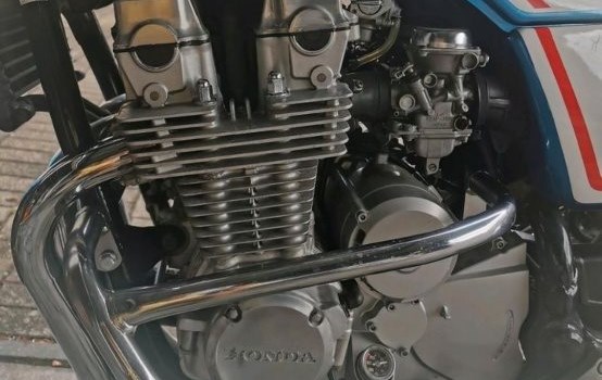 Gebrauchtmotorrad Honda CB 750 Sevenfifty - Bild 2