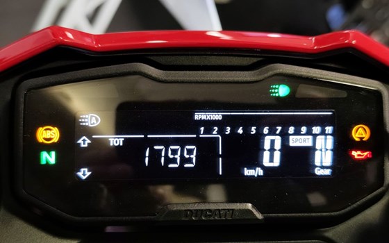 Gebrauchtmotorrad Ducati Hypermotard 698 Mono - Bild 2