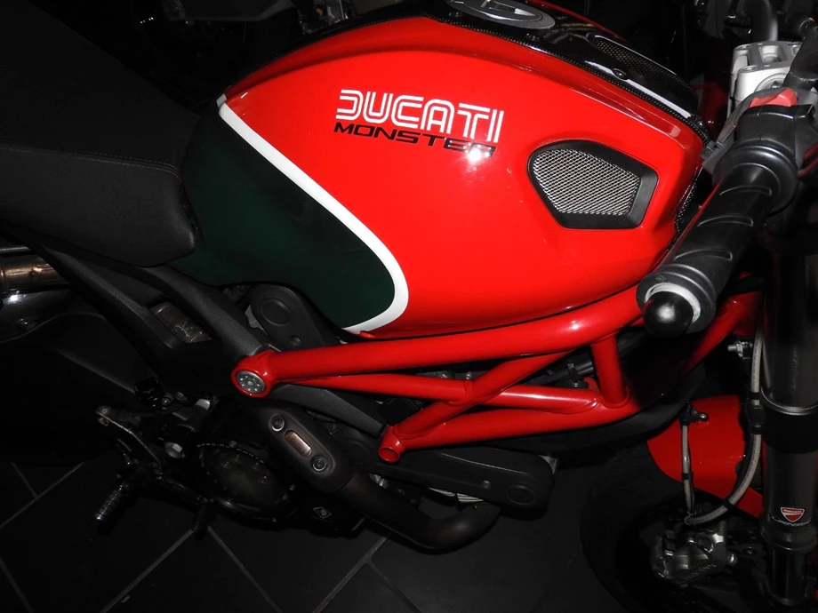 Angebot Ducati Monster 696 Bild 3: Angebot Ducati Monster 696