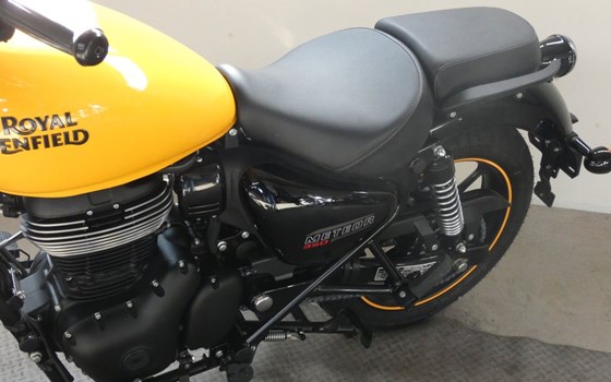 Gebrauchtmotorrad Royal Enfield Meteor 350 Fireball - Bild 8