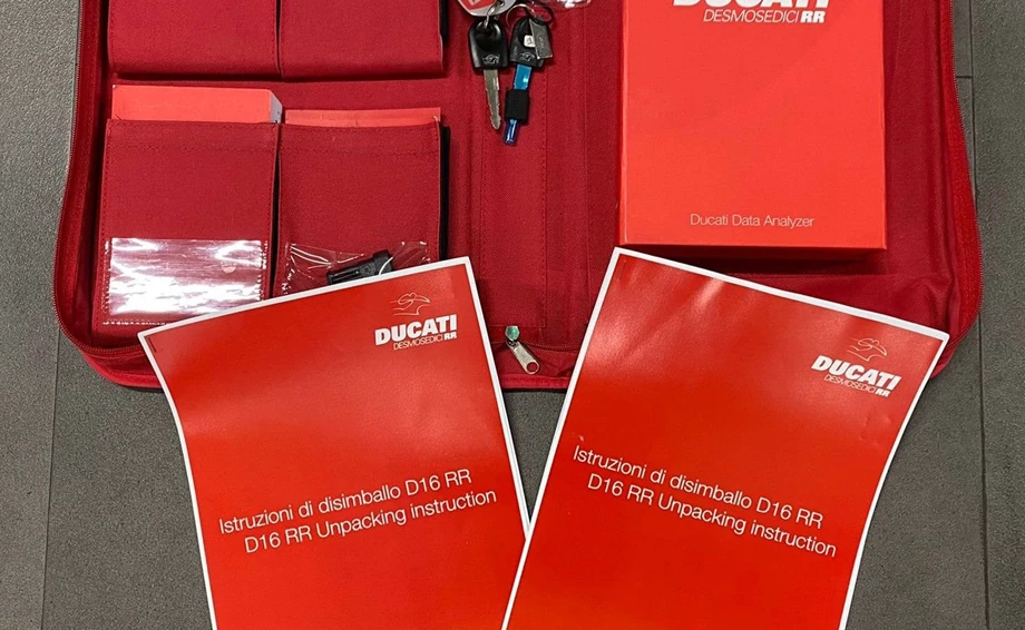 Angebot Ducati Desmosedici RR Bild 15: Angebot Ducati Desmosedici RR