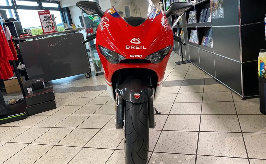 Angebot Ducati Desmosedici RR Bild 4: Angebot Ducati Desmosedici RR