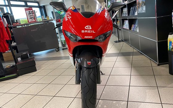 Gebrauchtmotorrad Ducati Desmosedici RR - Bild 6