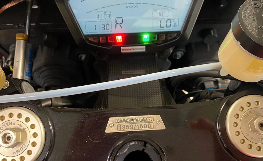 Angebot Ducati Desmosedici RR Bild 7: Angebot Ducati Desmosedici RR