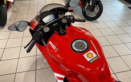 Gebrauchtmotorrad Ducati Desmosedici RR - Bild 8