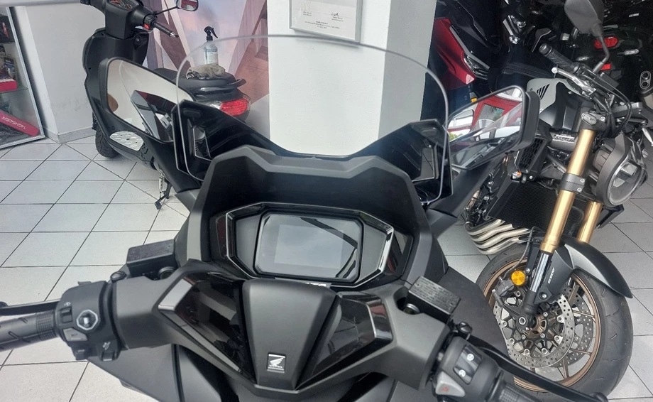 Offer Honda Forza 125 Bild 4: Offer Honda Forza 125